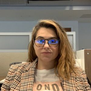 Meet your Posher, Lyndsie